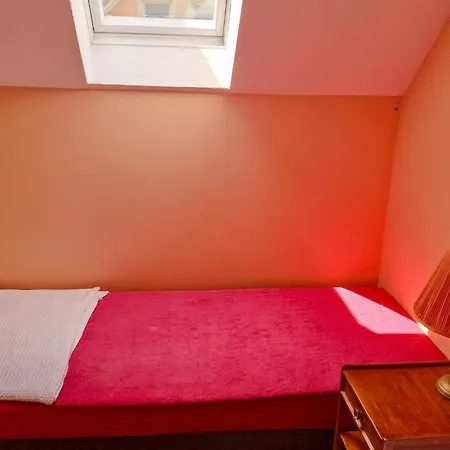 1 Bedroom Gorgeous Home In Rewal Nyaraló Rewal